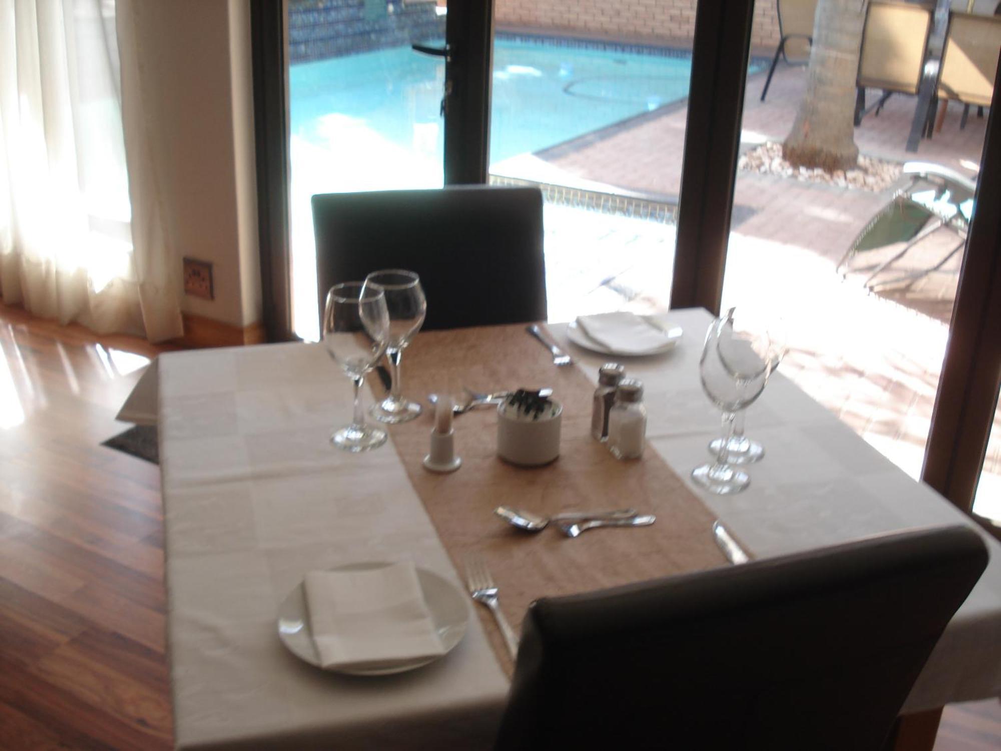 Uitsigpark Guest@Home4U Centurion Bagian luar foto