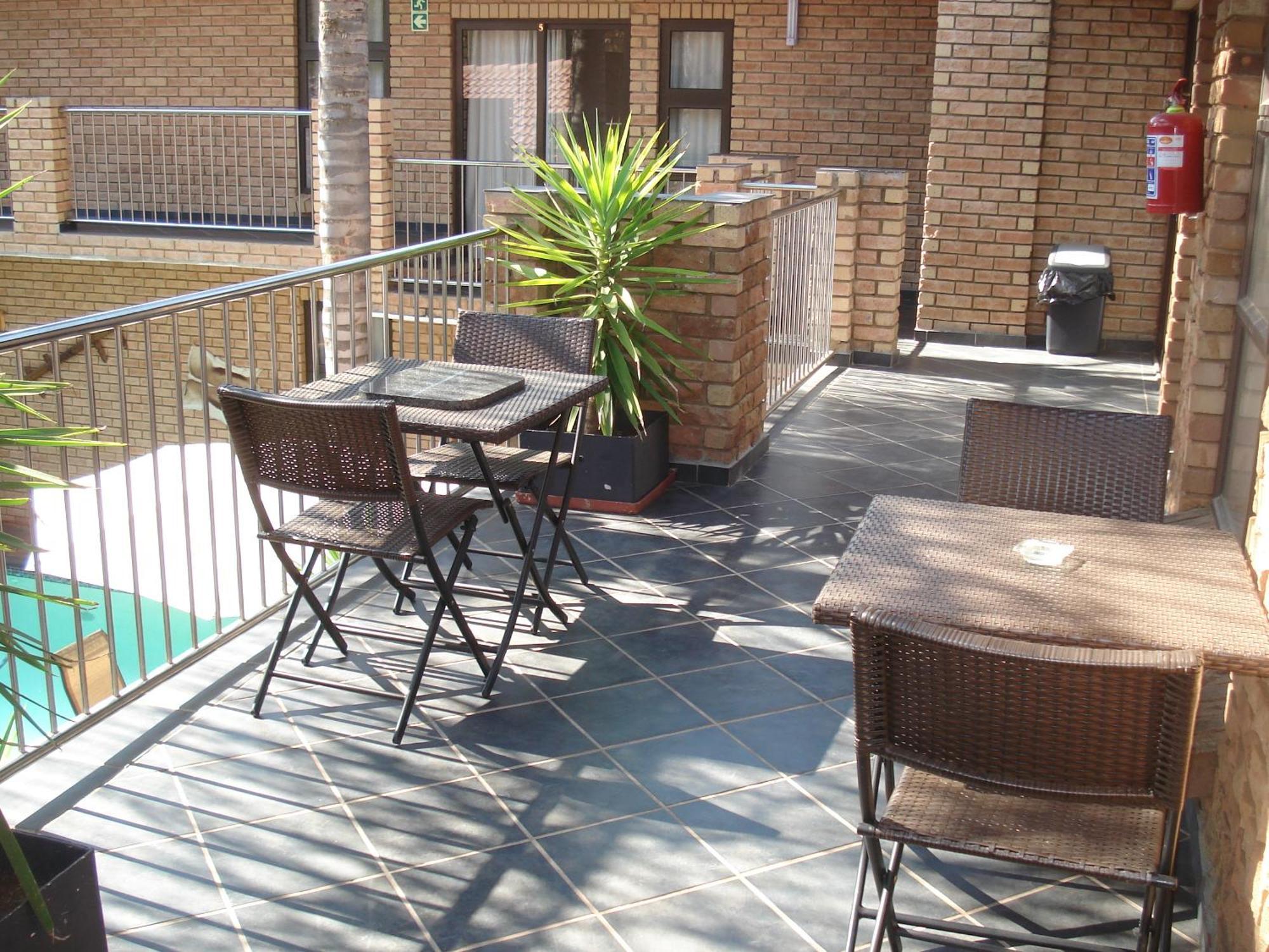 Uitsigpark Guest@Home4U Centurion Bagian luar foto