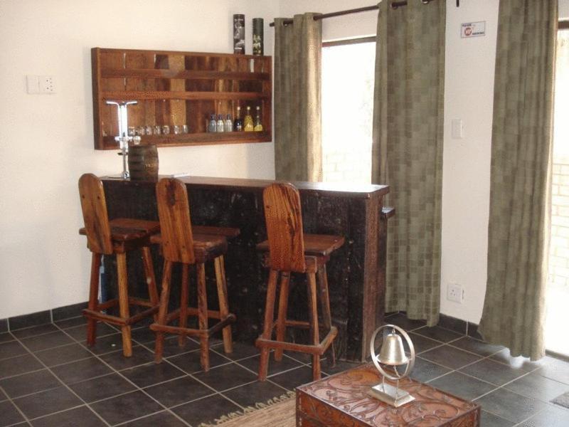 Uitsigpark Guest@Home4U Centurion Bagian luar foto