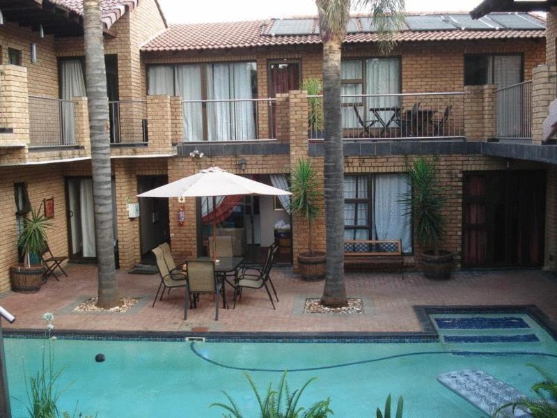 Uitsigpark Guest@Home4U Centurion Bagian luar foto