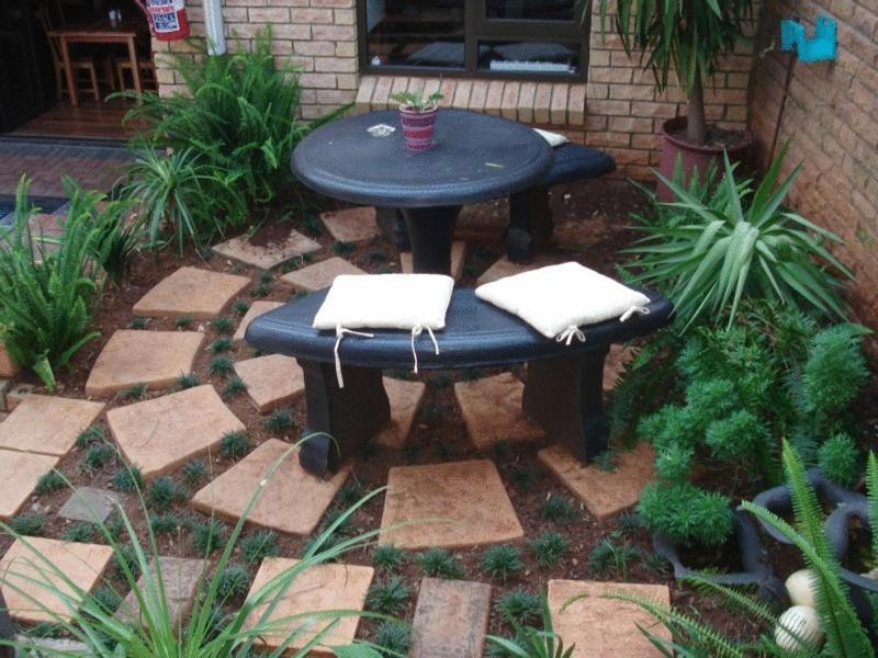 Uitsigpark Guest@Home4U Centurion Bagian luar foto